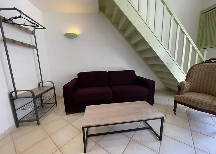 La Maison Des Pressoirs Chateauvillain